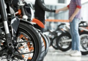 چک‌لیست بررسی فنی هنگام خرید موتورسیکلت دست‌دوم