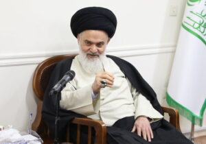 گاهی به خاطر بیاطلاعی شاهد پیش داوریهایی از سمت طلاب جوان هستیم